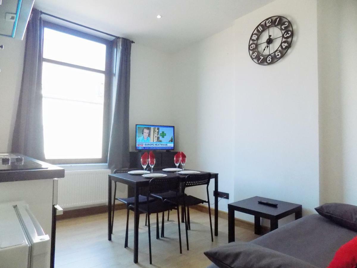 Maison Roosevelt - Charleroi Airport - Ideal Families Екстер'єр фото